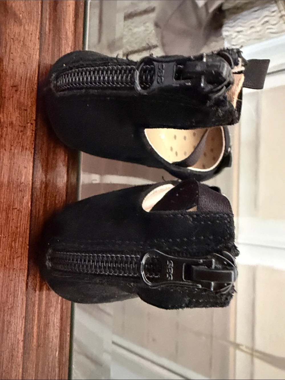 Cat & Jack Black Girl's Cat Face Mary Jane Flats